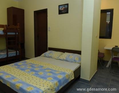 Apartmani Mitrovic Dobre Vode, Apartman 3 , privatni smeštaj u mestu Dobre Vode, Crna Gora